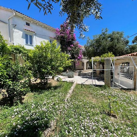 Villa Giulia Ližnjan Exterior foto
