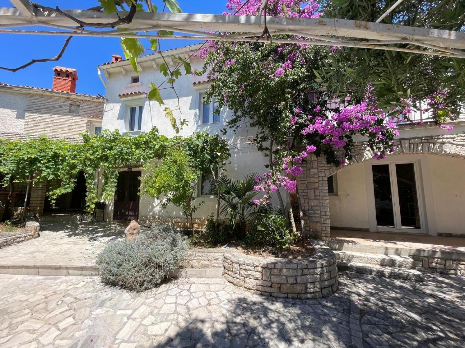 Villa Giulia Ližnjan Exterior foto